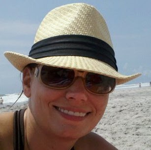 Melissa Deacon Photo 13