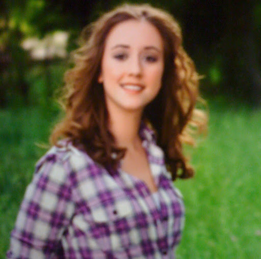 Megan Andrews Photo 38