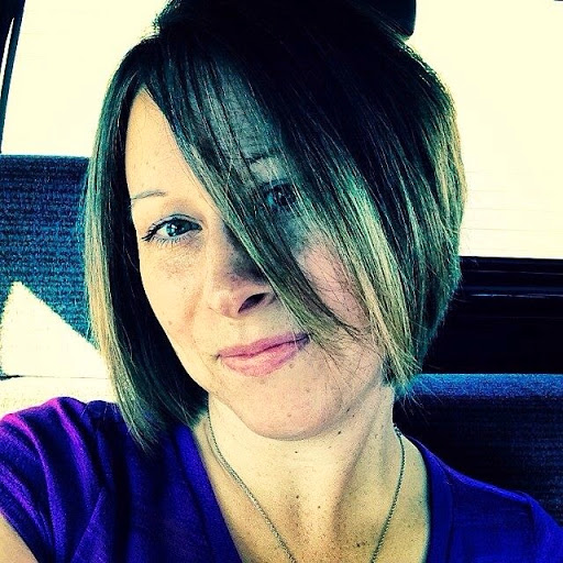 Kristina Cook Photo 14