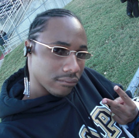 Rodney Lloyd Photo 30