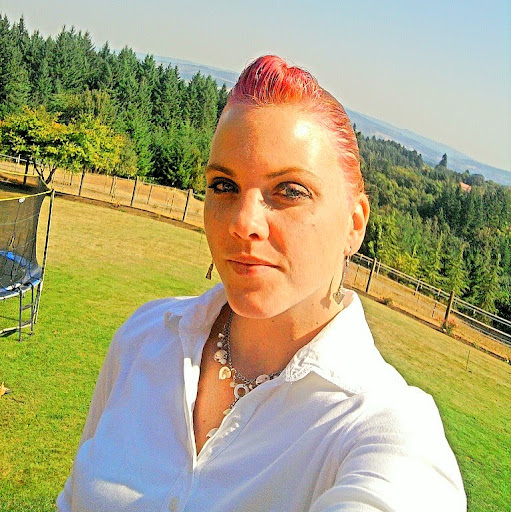 April Thomas Photo 6