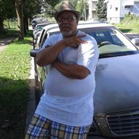 Gregory Weber Photo 40