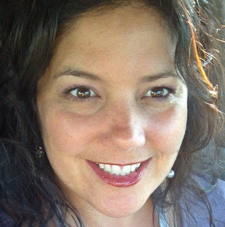 Jennifer Oliver Photo 27