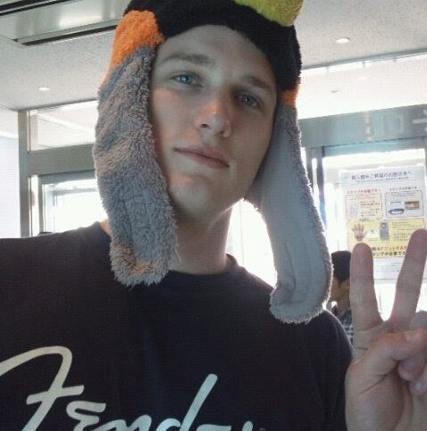 Daniel Singer Photo 41