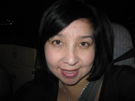 Elizabeth Martinez Photo 29