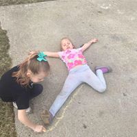 Elizabeth Simpkins Photo 21
