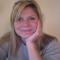 Nicole Hill Photo 17