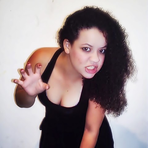 Sandy Carvalho Photo 17