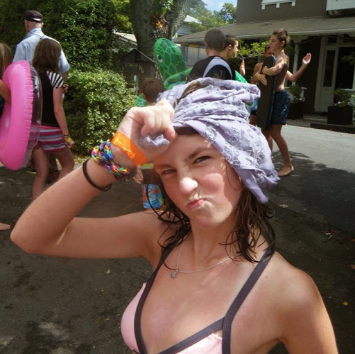 Michaela Smith Photo 15