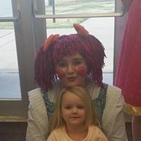 Chelsea Skaggs Photo 17