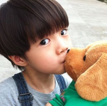 Hee Park Photo 35