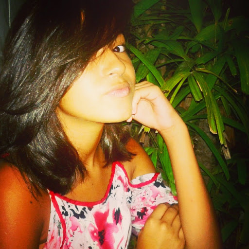 Julia Reis Photo 20