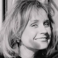 Elizabeth Hoffman Photo 43