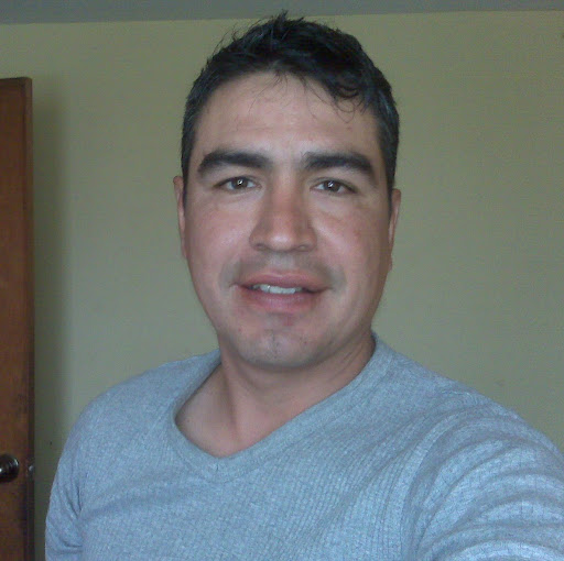 Julio Velarde Photo 20