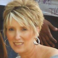 Roberta Hayes Photo 29