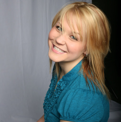 Sarah Aaron Photo 22