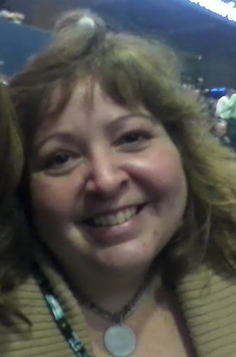 Elaine Gray Photo 14