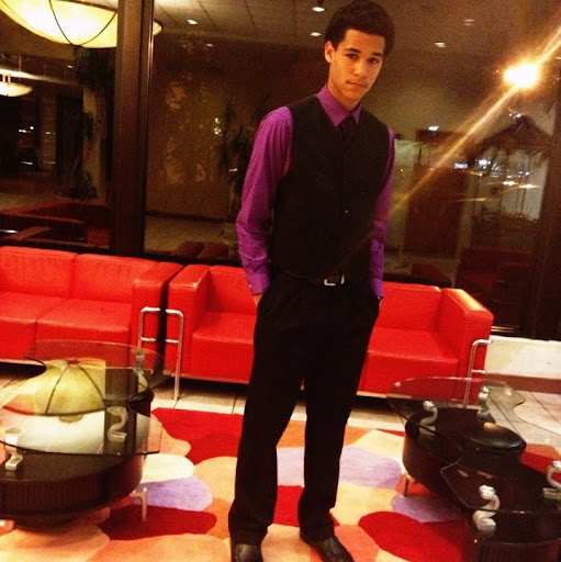 Gerald Pena Photo 20