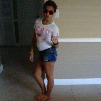 Rachel Perez Photo 17