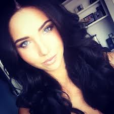 Leah Black Photo 38