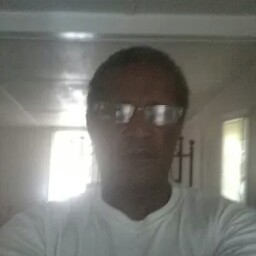 Ricci Brown Photo 21