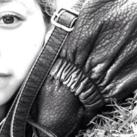 Ana Gamino Photo 6