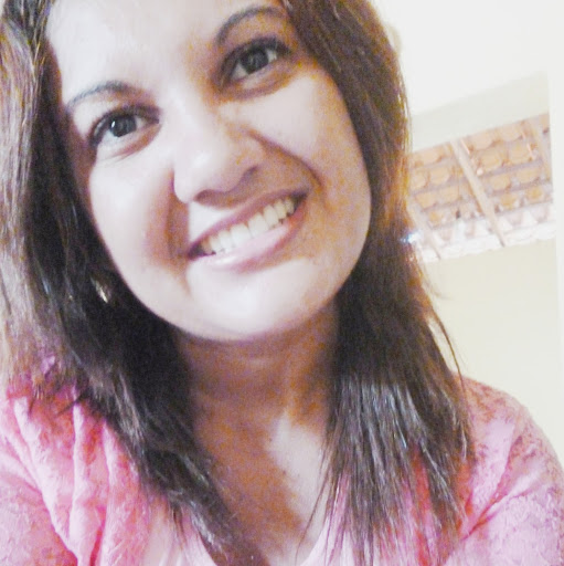 Claudia Marques Photo 17