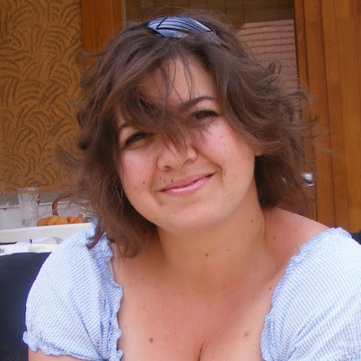 Eva Nagy Photo 11