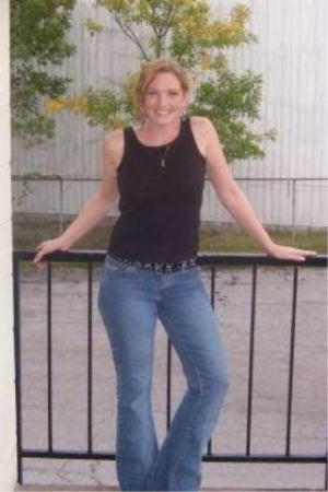 Shannon Young Photo 11