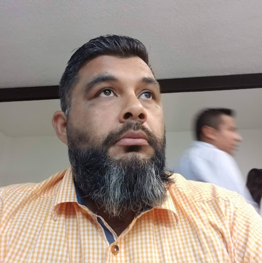 Luis Ochoa Photo 7