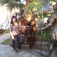 Yaritza Castro Photo 15