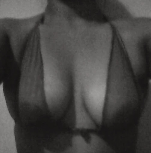 Liz Juarez Photo 26
