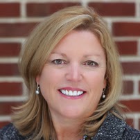 Laurie Irwin Photo 34