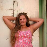 Hannah Crandall Photo 8