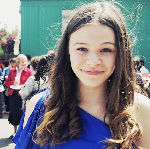 Zoe Mcneil Photo 9