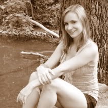 Meredith Burk Photo 7