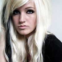 Kelly Schneider Photo 40