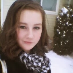 Katie Montoya Photo 17