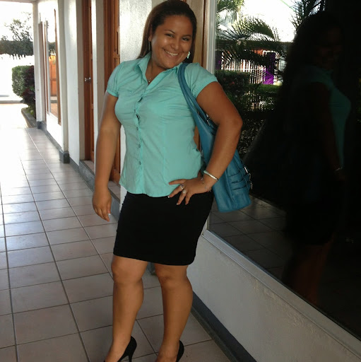 Ana Morales Photo 29