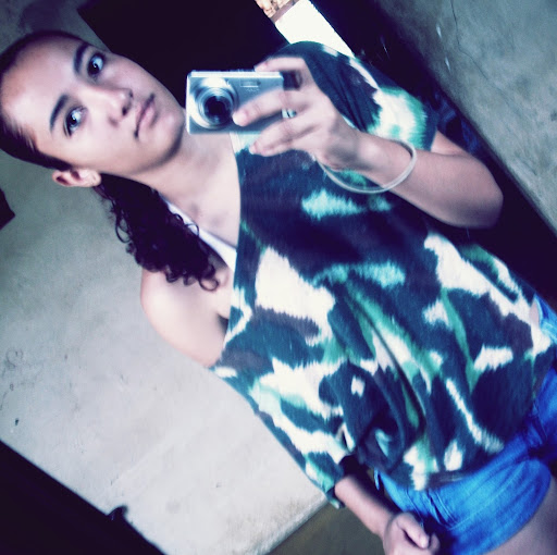 Aline Maciel Photo 32