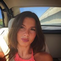 Irene Cisneros Photo 32
