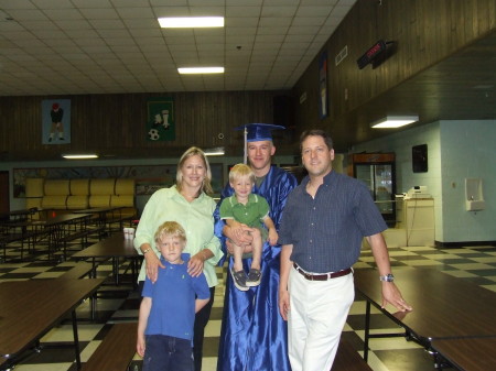 Kelly Adams Photo 32