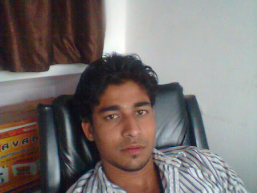 Amir Razavi Photo 24