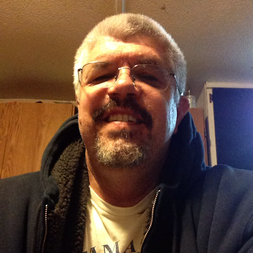 Lloyd Lucas Photo 12