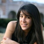 Elizabeth Castillo Photo 6