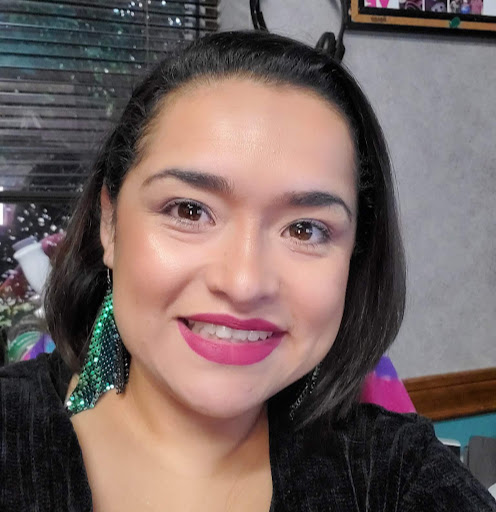 Janie Ramirez Photo 29