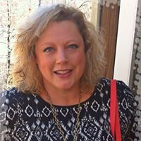 Robyn Brewer Photo 25