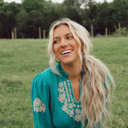 Abby Smith Photo 22