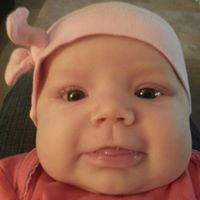 Emily Kohler Photo 15