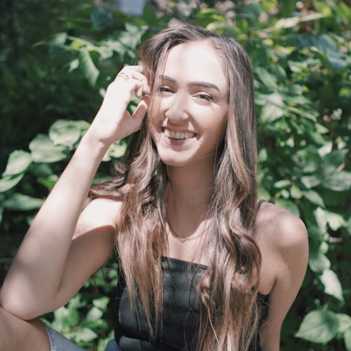 Rachel Rivera Photo 11